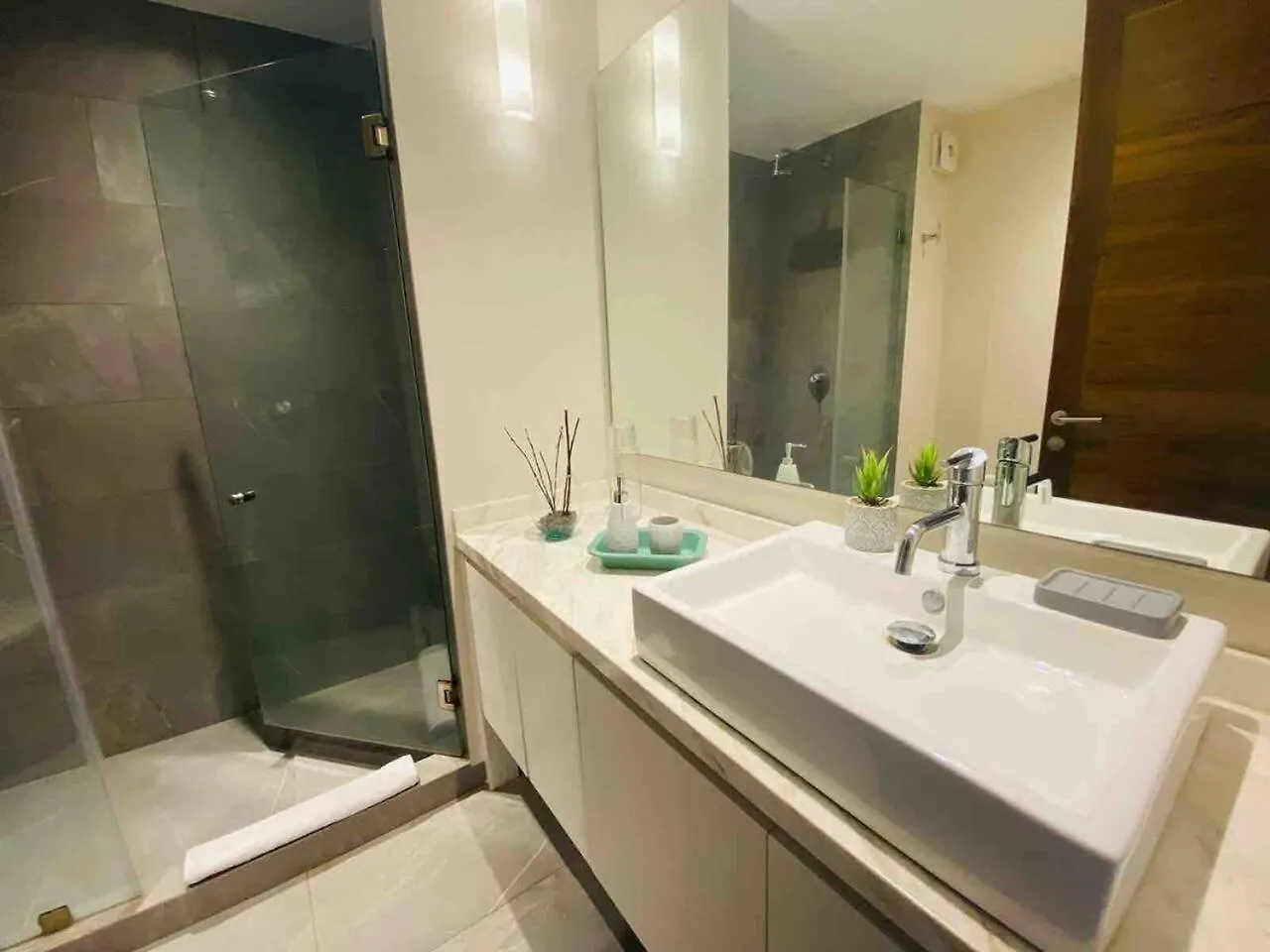 Apartment Estupenda Habitacion Con Cama King 100Mb Y Refri Playa del Carmen