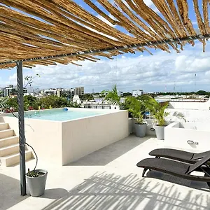 Balam Aparthotel
