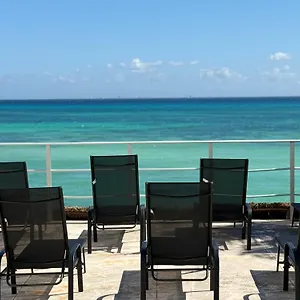 Luciana & Club Playa del Carmen